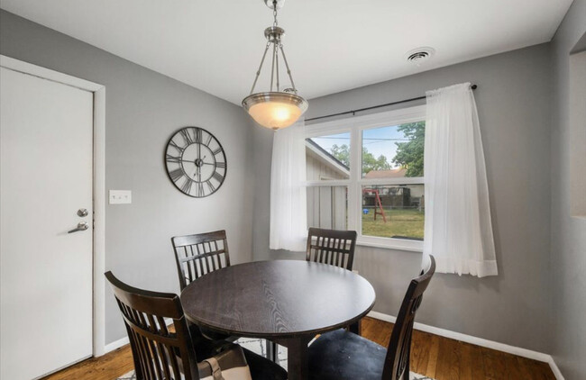Building Photo - 109 Elvin Dr