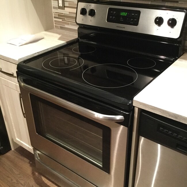 Building Photo - 2860 Garnet St