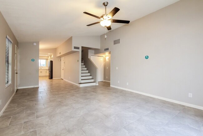 Foto del edificio - 8724 W John Cabot Rd
