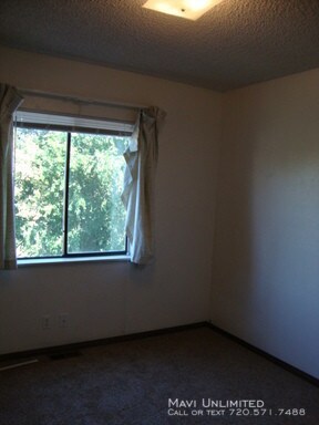 Foto del edificio - 16547 W 11th Ave