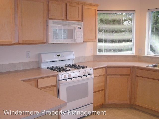 Building Photo - 326 E Bellis Fair Pkwy