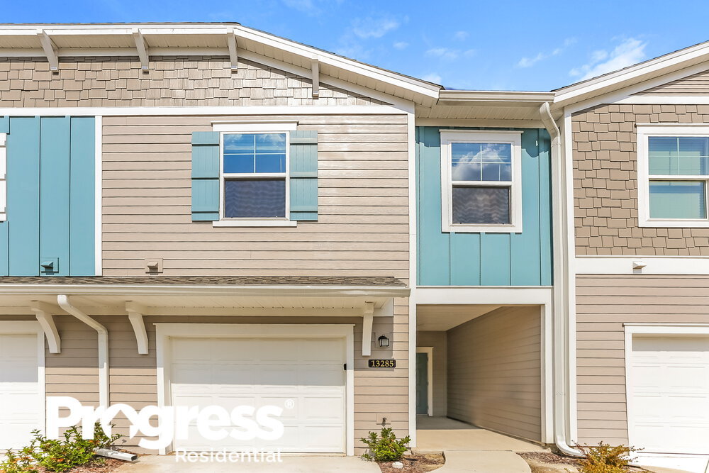 Foto principal - 13285 Shore Grass Dr