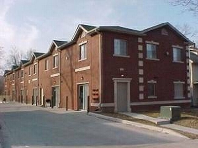 Foto del edificio - 919 E Burlington St