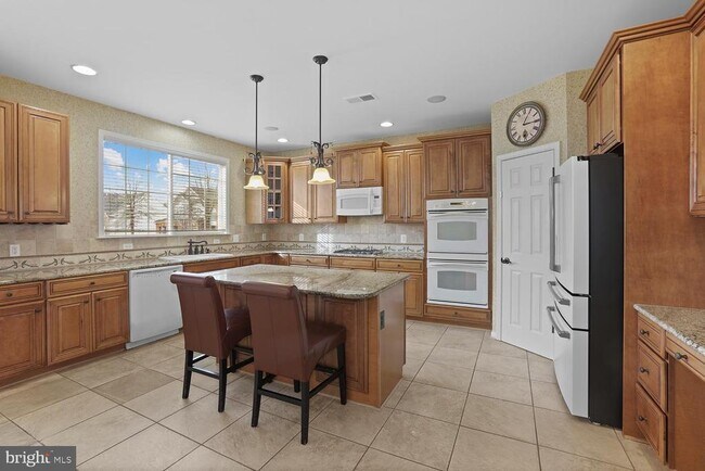 Foto del edificio - 22227 Waterberry Terrace