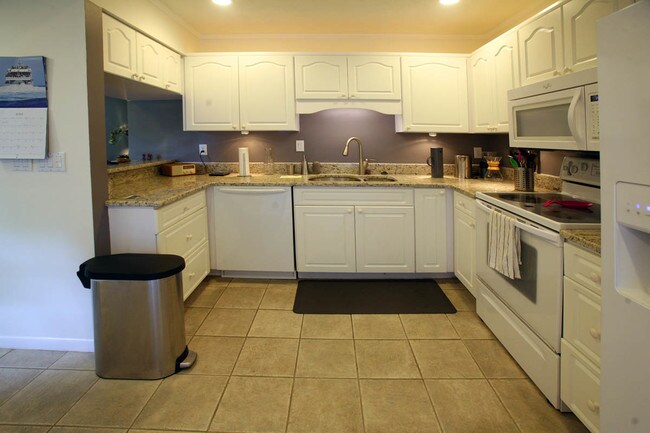 Foto interior 3 - 1636 Brookhouse Dr