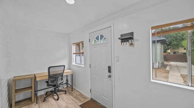 Foto del edificio - 3451 5th St