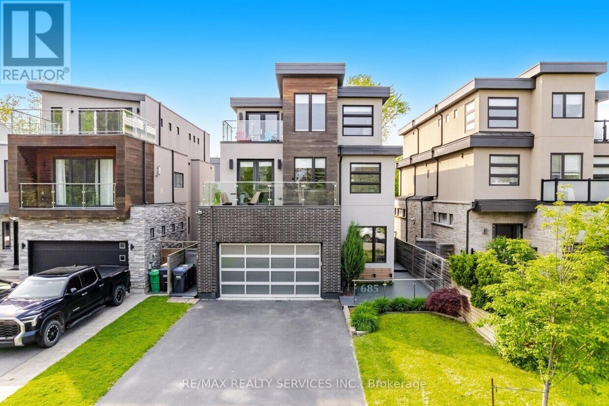 Photo principale - 685 Montbeck Crescent