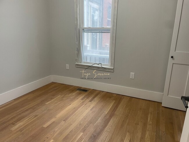 Building Photo - 70 L St