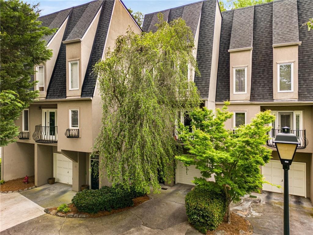 Foto principal - 1467 Monroe Dr NE