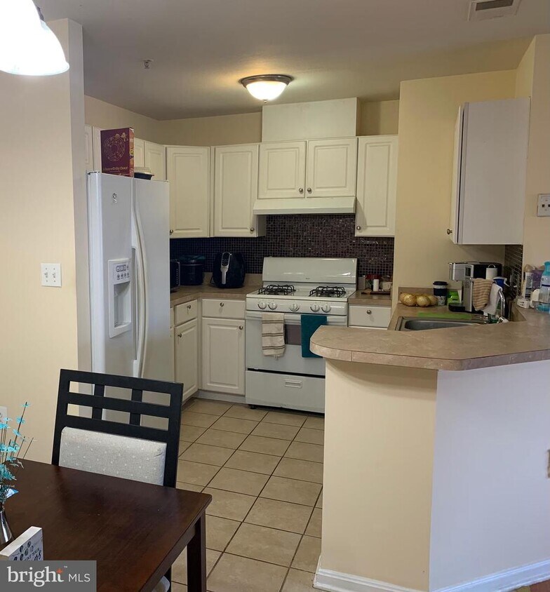 Foto principal - 3410 Bitterwood Pl