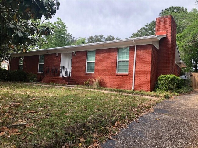 Building Photo - 7700 Highwood Ct