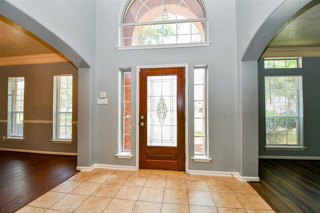 Foto del edificio - 12823 Dadebrook Ct