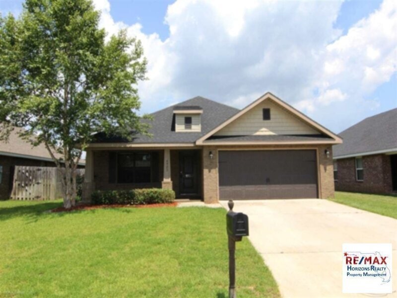 Primary Photo - Fabulous move in ready home!