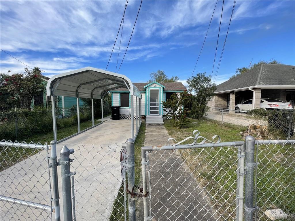 Primary Photo - 707 E Plaza St