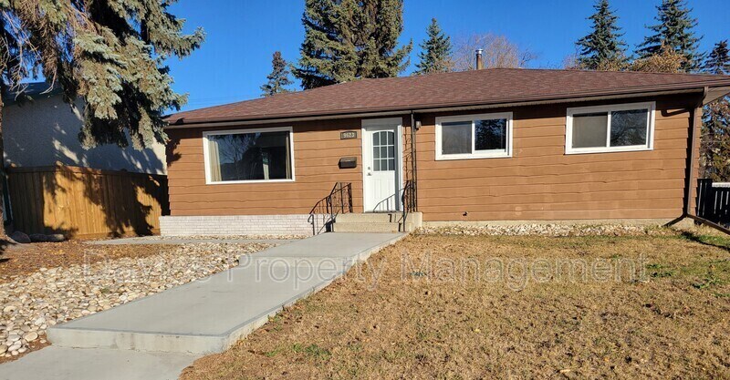 Photo principale - 9623-9652 52 St NW