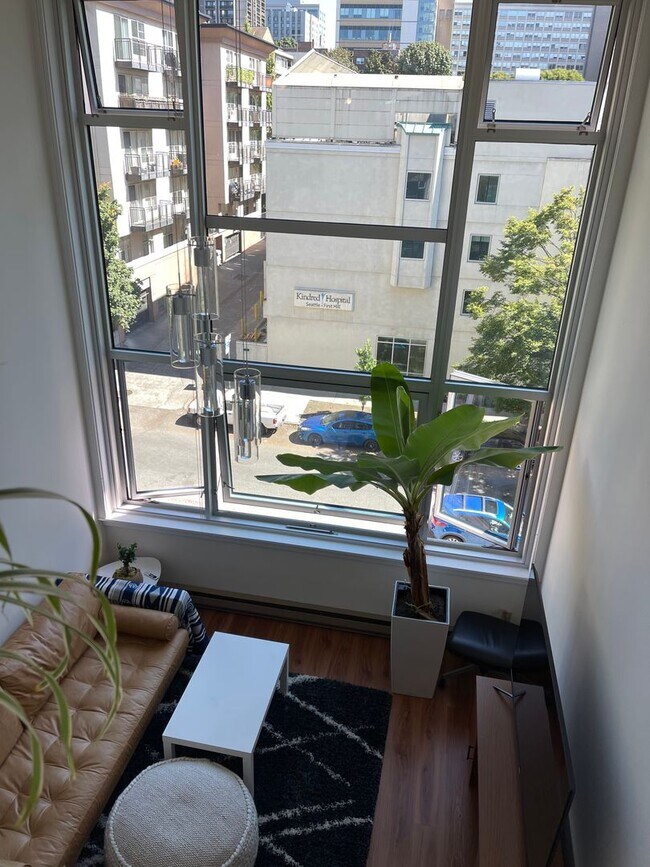 Building Photo - Free garage parking.