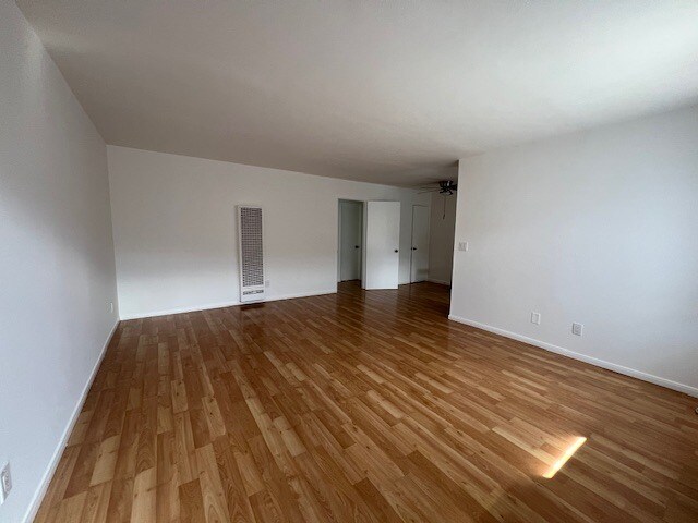 Foto del edificio - Arch Sunset Apartments