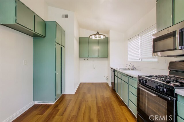 Foto del edificio - 8461 Lomond Dr