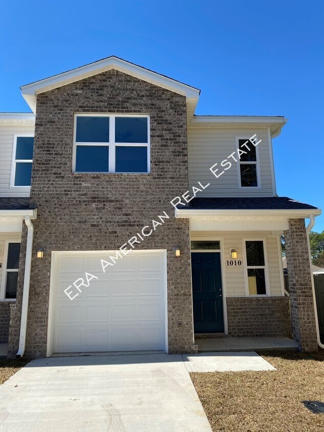 Foto principal - 1001 Grace Ln