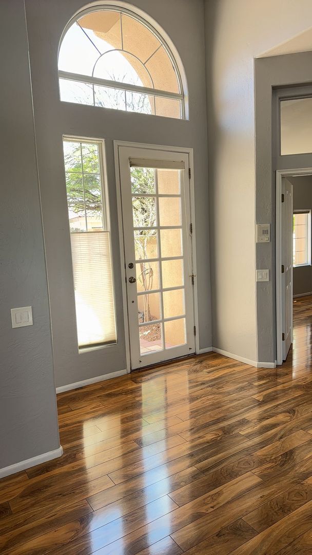 Building Photo - Gated Community at La Reserve Oro Valley_ ...