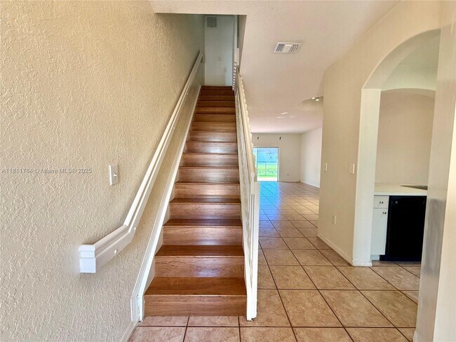 Foto del edificio - 15800 SW 92nd Ave