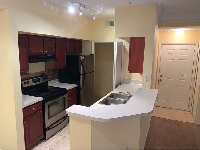 Foto del edificio - 13102 Mulberry Park Dr