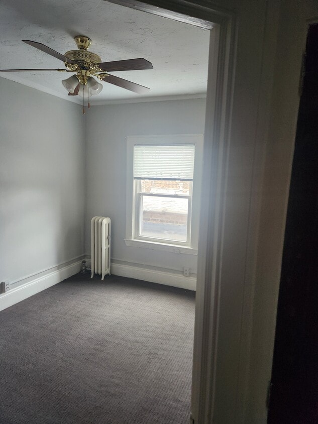 Primary Photo - 12906 Larchmere Blvd