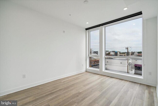 Foto del edificio - 2636 E York St