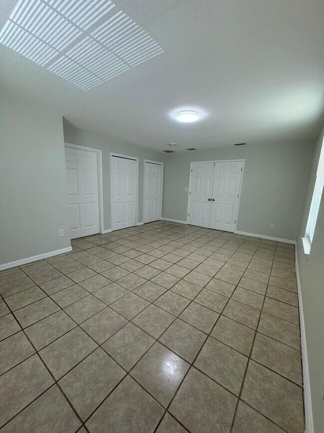 Foto del edificio - 3/2.5 Home Available Now!