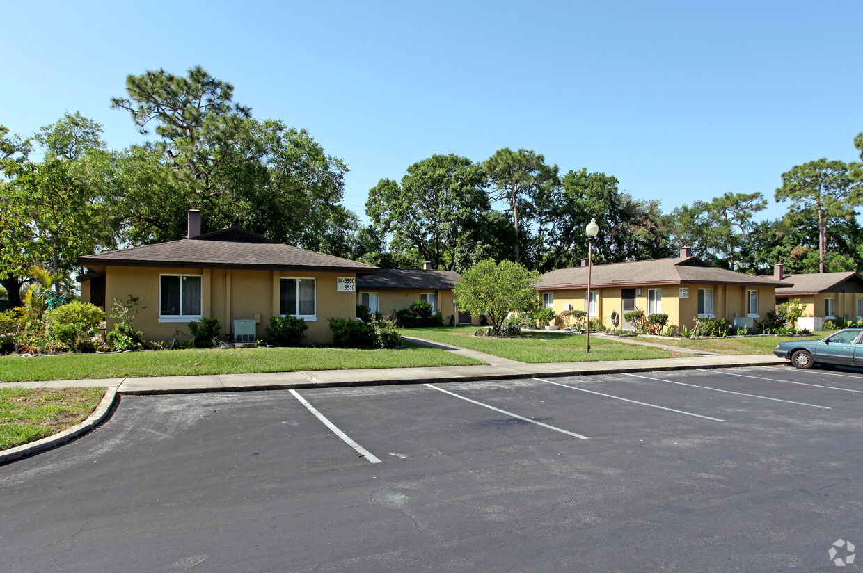 Building Photo - Meadow Lake Apartments