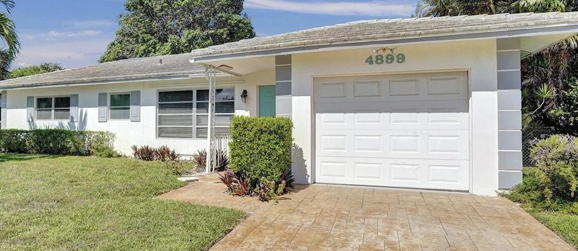 Foto principal - 4899 NW 5th Ave