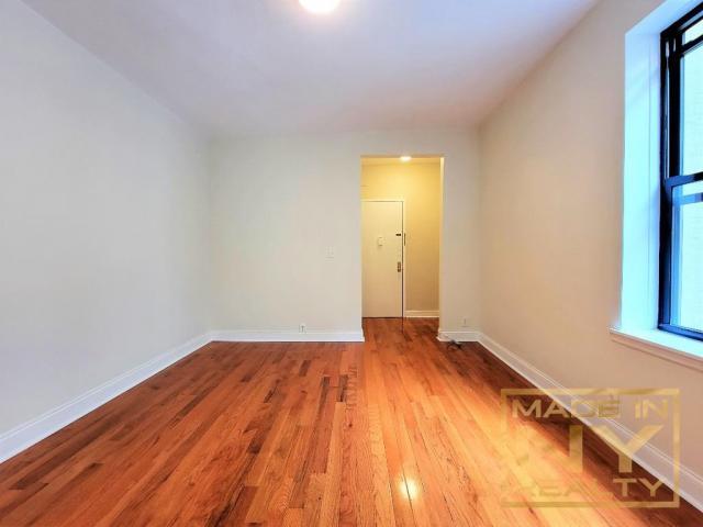 Building Photo - 1 bedroom in ASTORIA NY 11103