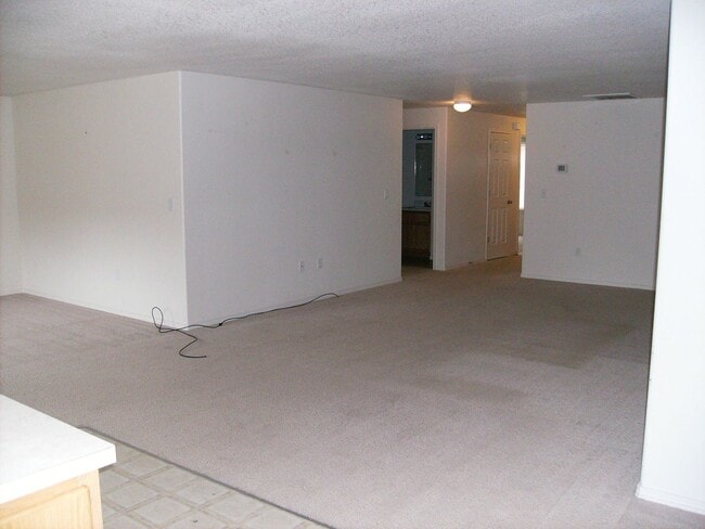 Building Photo - Pet Friendly Home for Rent!!