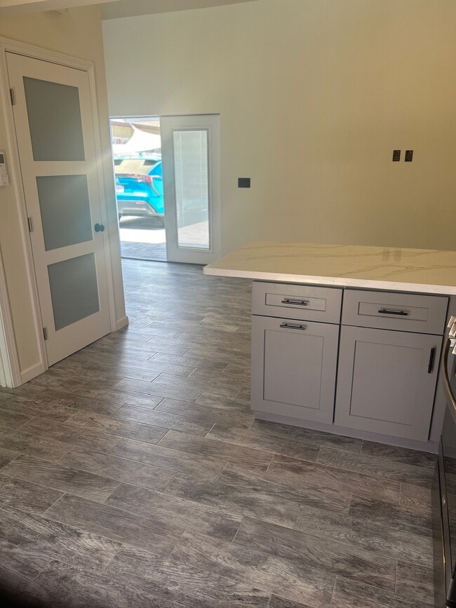 Chef kitchen - 222 Jackson St