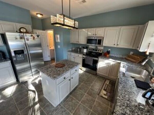 Foto del edificio - Park West with Water View