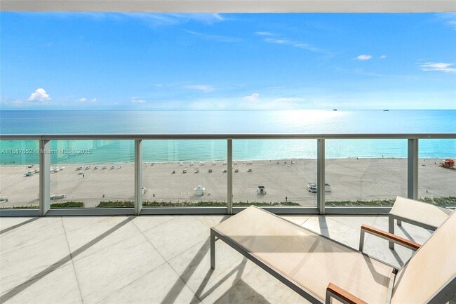 Foto del edificio - 3737 Collins Ave