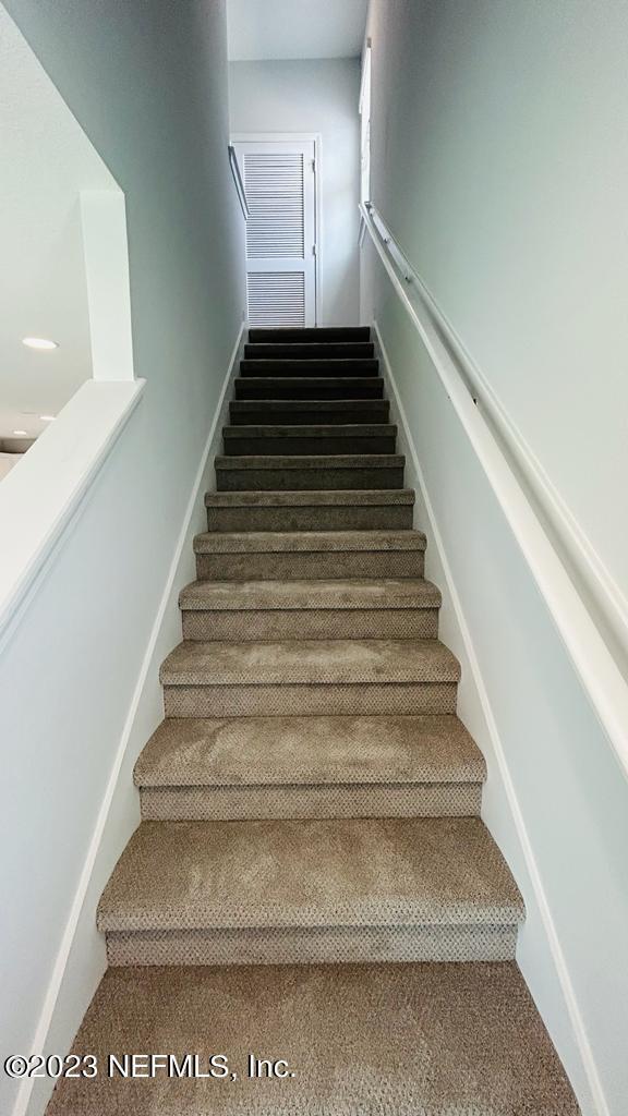 Building Photo - 47 Fieldfare Ln