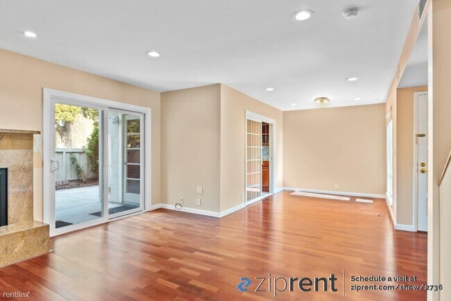 Foto del edificio - 3 br, 2.5 bath Townhome - 644 Celestial La...