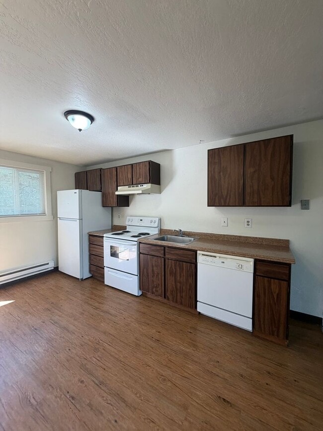 Foto del edificio - 2-bedroom Apartment