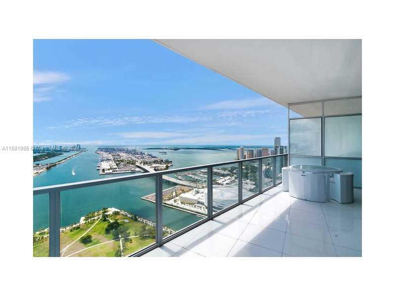 Foto principal - 1100 Biscayne Blvd