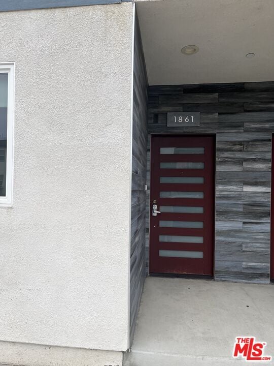 Building Photo - 1861 S Curson Ave