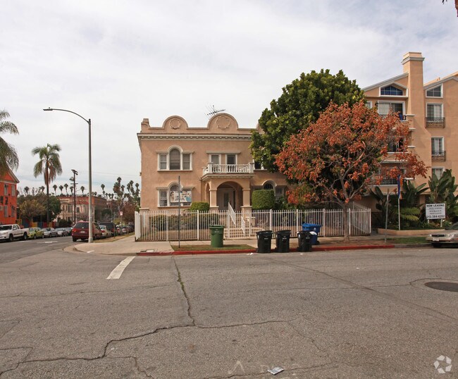 Building Photo - 357 S Berendo St