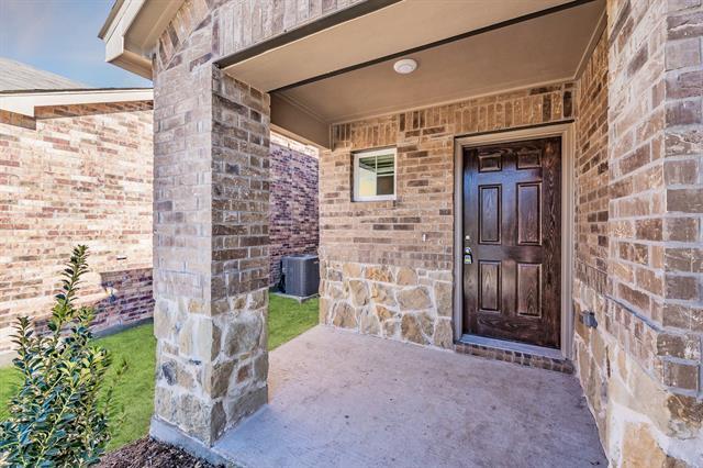 Foto del edificio - 847 Lake Fletcher Rd