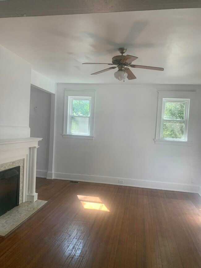Building Photo - 3109 3rd Avenue