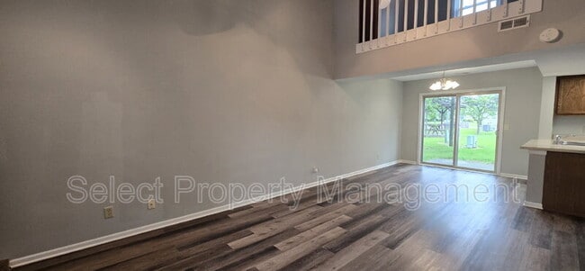 Foto del edificio - 5416 Evard Rd