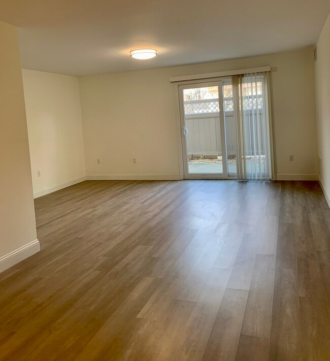 Building Photo - Natick Village