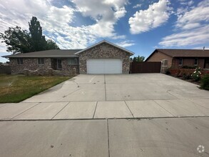 Building Photo - 2297 W 9875 S