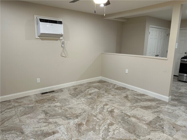 Building Photo - 3020 Northgate Ave