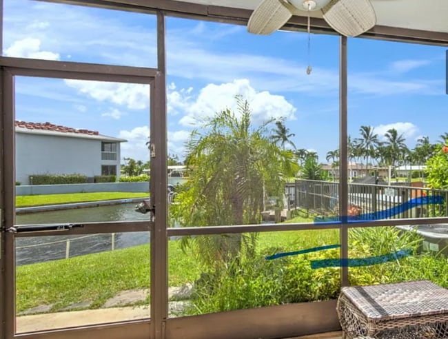 Building Photo - 4803 SW Santa Barbara Ct