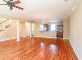 Primary Photo - 314 W 39th St